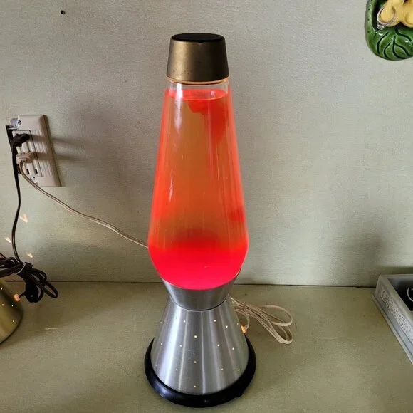 LAVA LITE CENTURY VTG RED & CHAMPAGNE LAVA LAMP STARLIGHT BRASS 17”